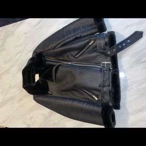 ZARA JACKET SIZE XS